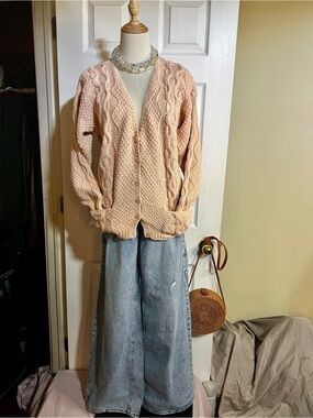Distinction Vtg Wms Peach Hand Knit Cotton Chunky Cable V Neck Cardigan M